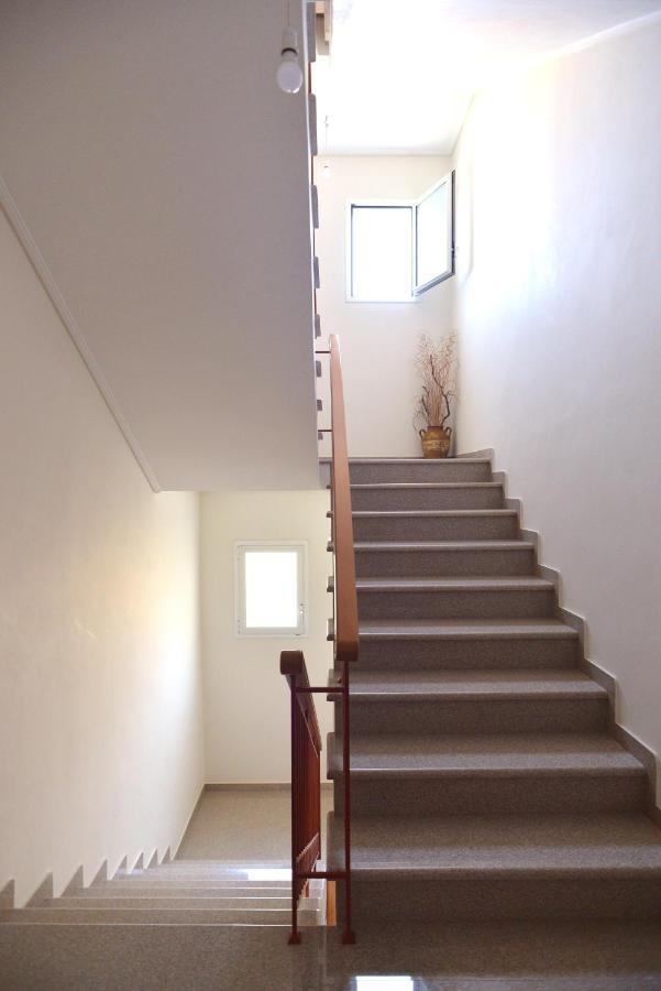 Arodo Appartement Lefkáda Buitenkant foto